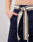 PANTALONE DENIM + CINTURA