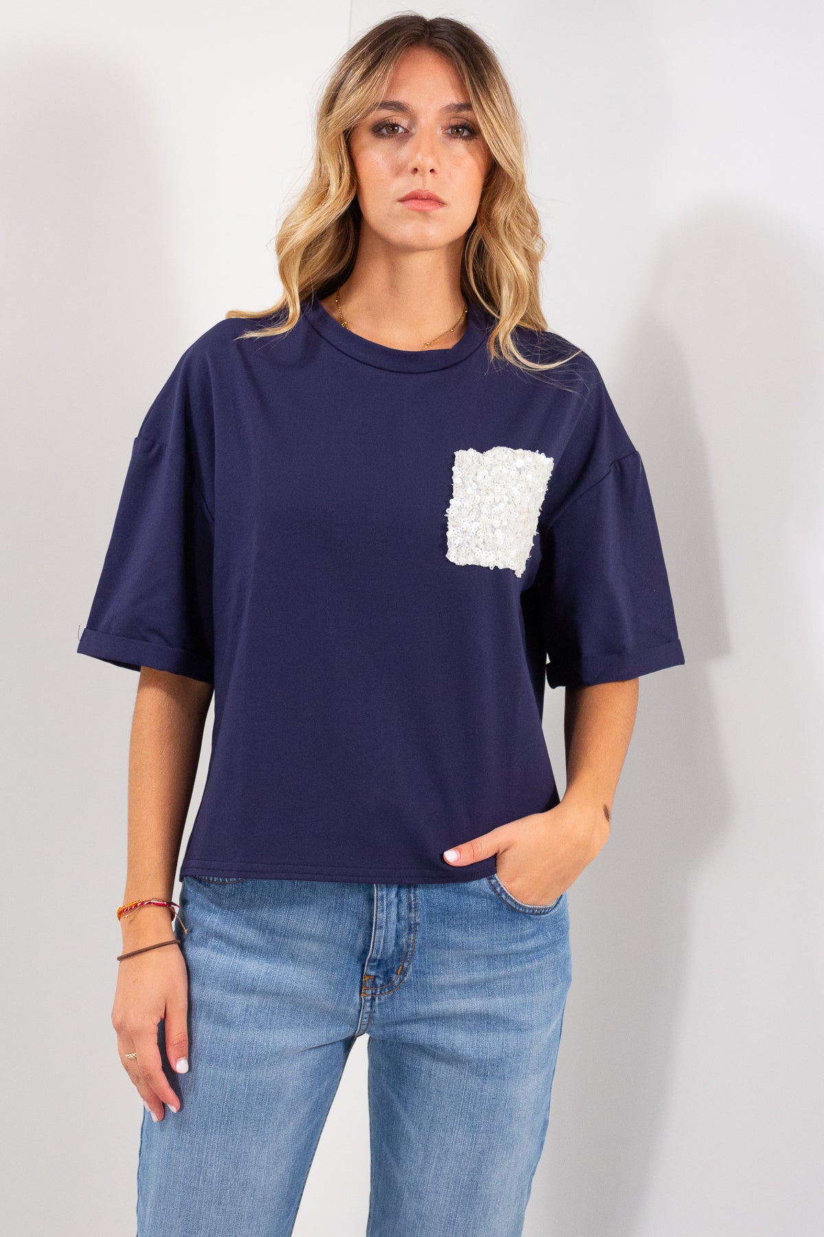 T-SHIRT COTONE TASCA PAILLETTES