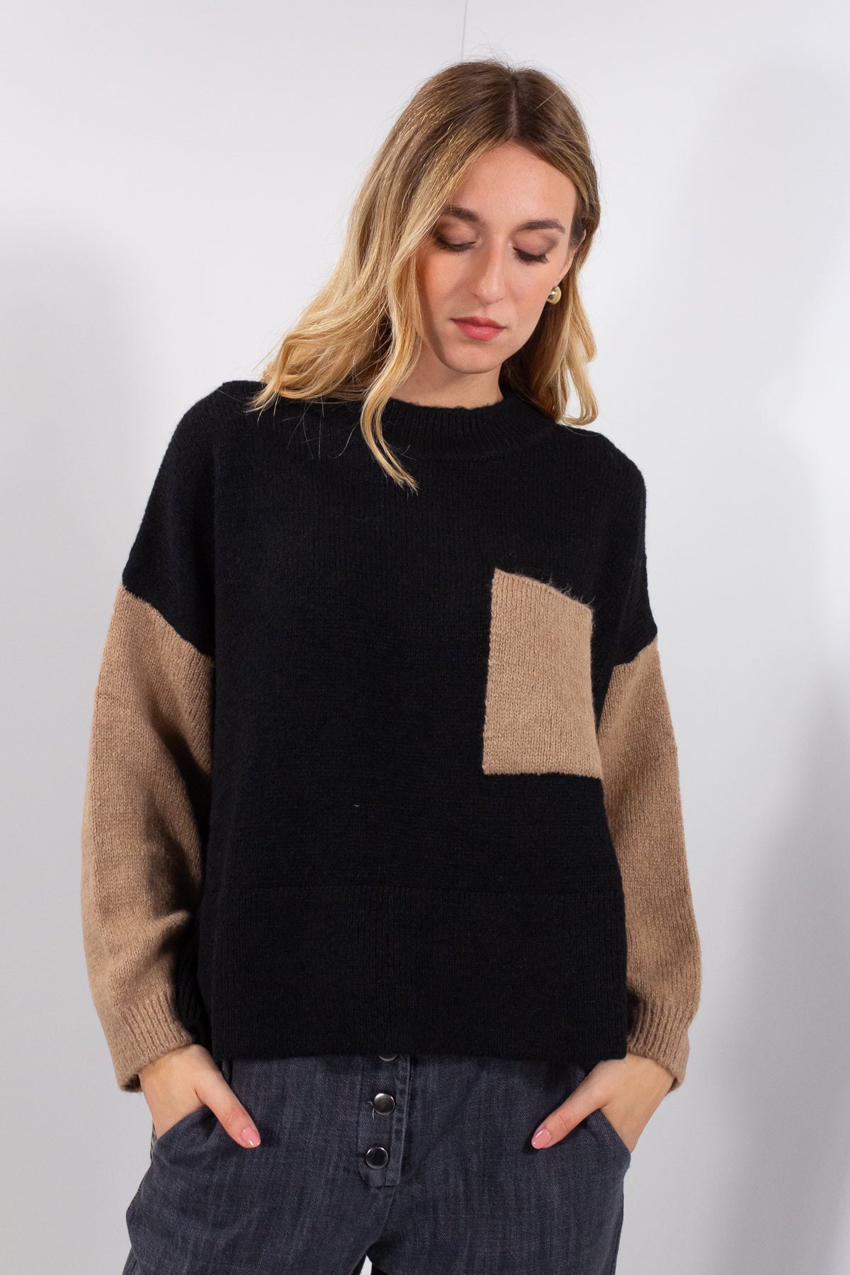 MAGLIA AMPIA RIGHINE + TASCA