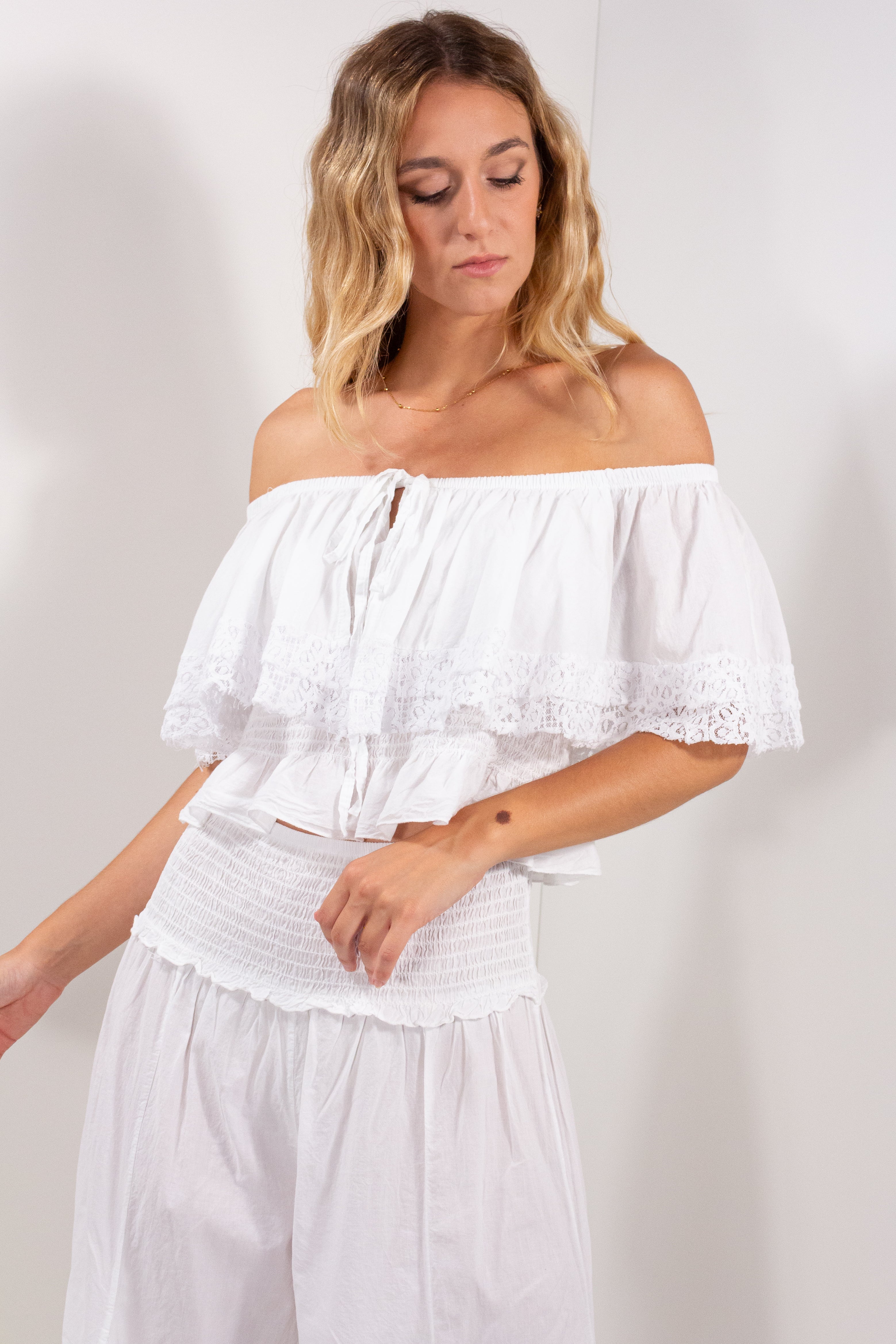 MAGLIA MANTELLINA PIZZO