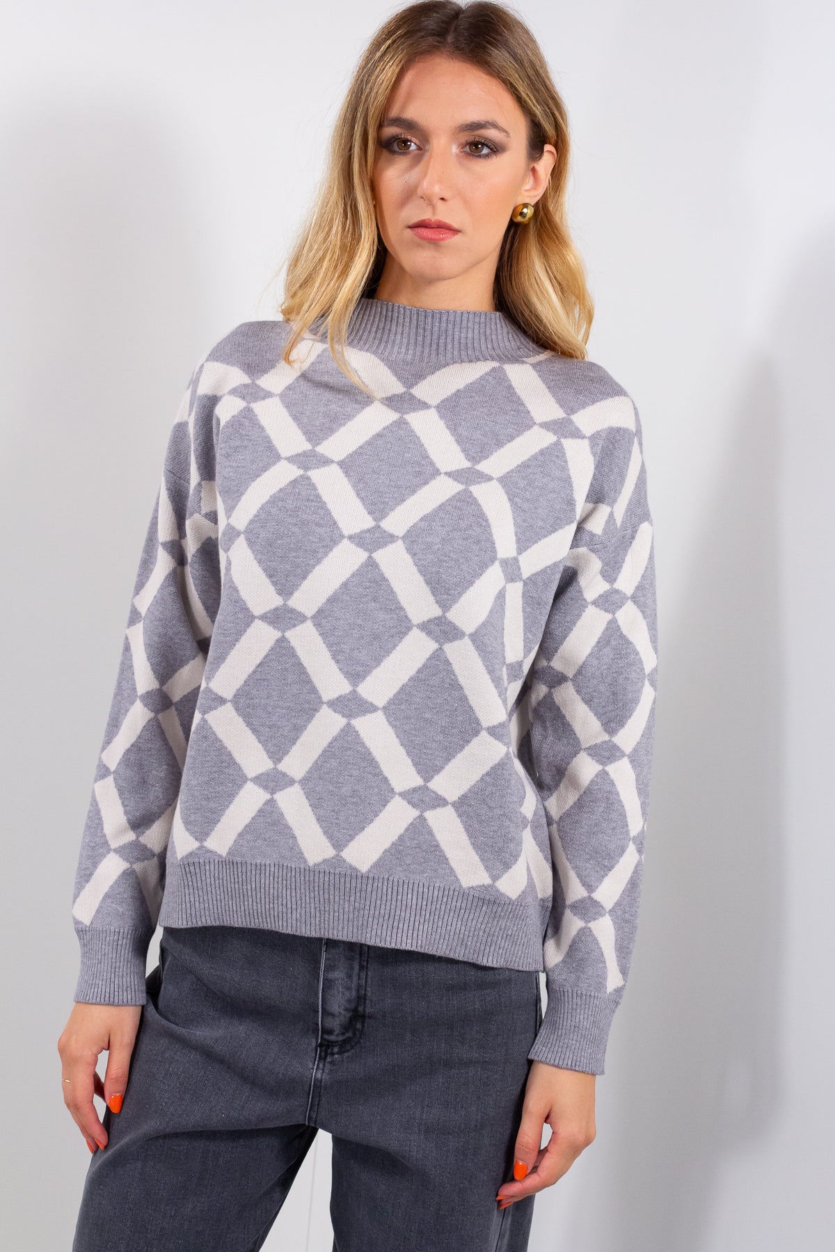 MAGLIA LUPO GEOMETRICA