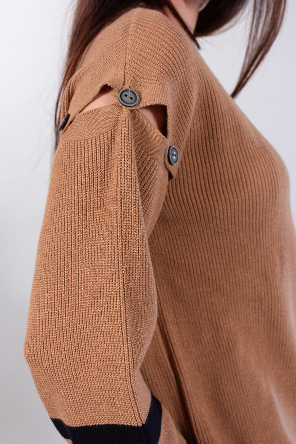 DETACHABLE SLEEVES JERSEY