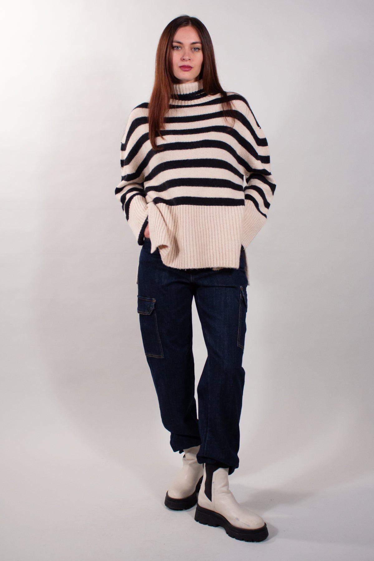 STRIPED TURTLE NECK WITH SLITS