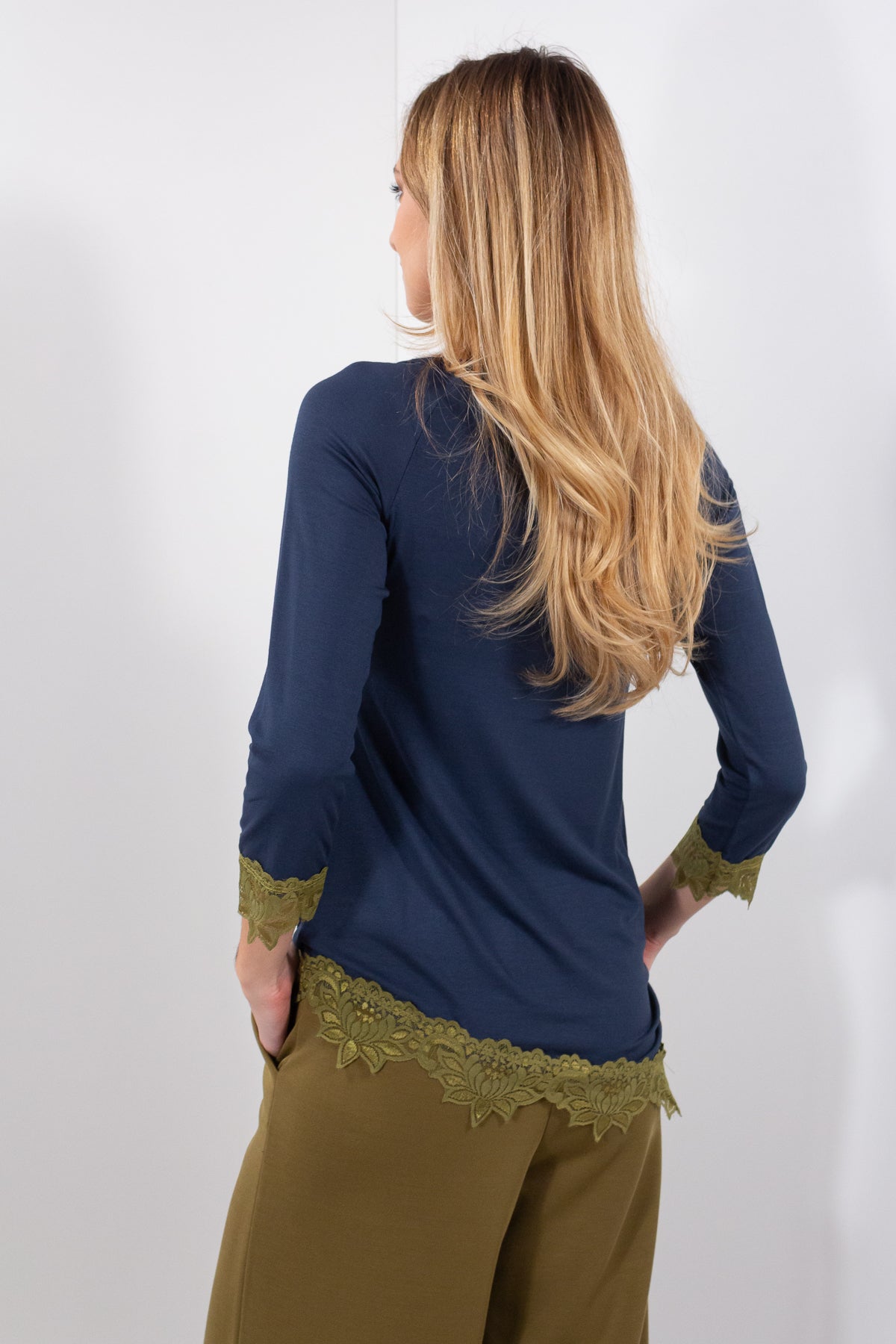 MAGLIA RAGLAN 3/4 PIZZO CONTRASTO