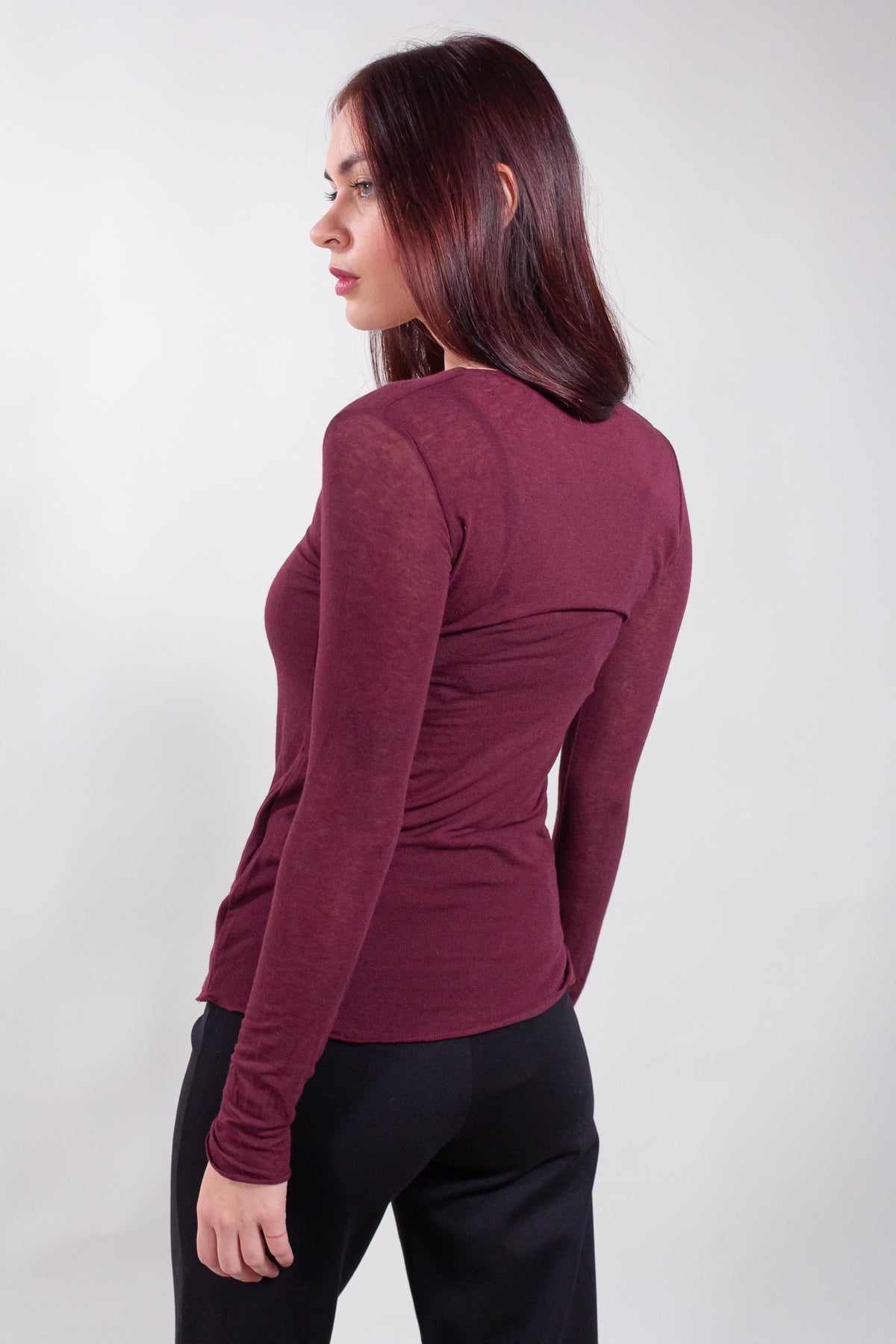 CASHMERE BLEND NECK SWEATER