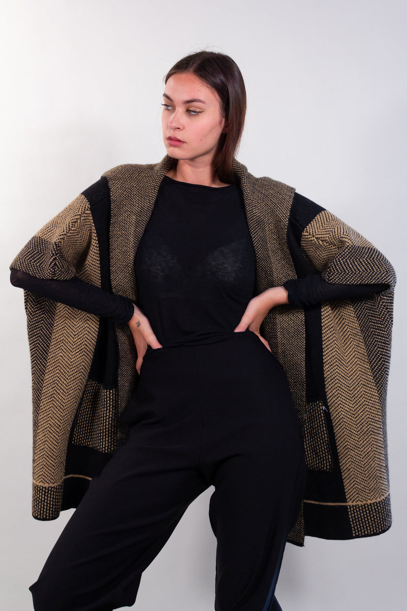KNIT CAPE FANTASIA