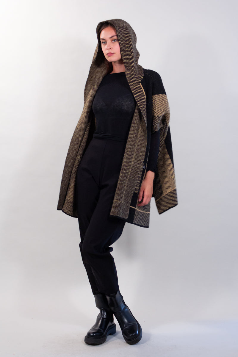 KNIT CAPE FANTASIA