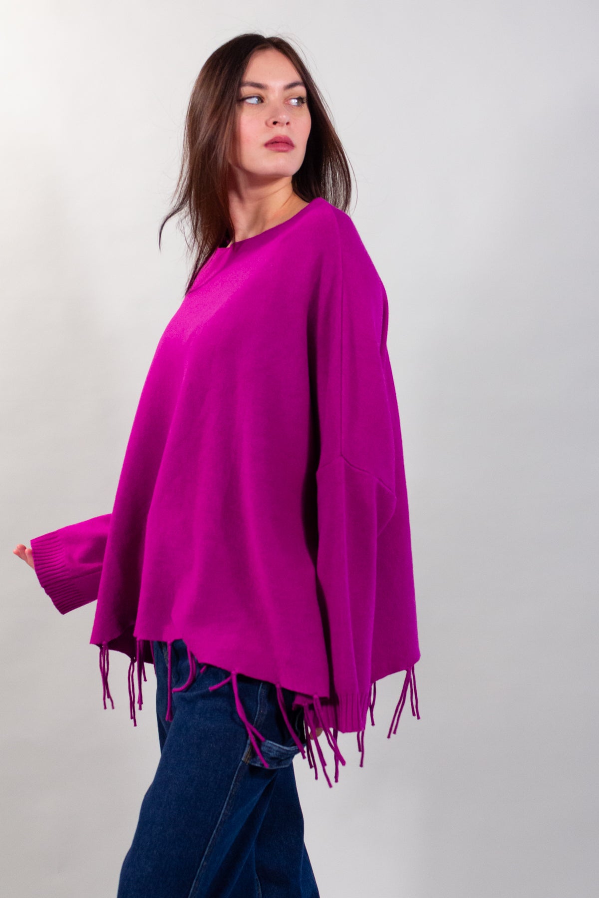 WIDE FRINGE SWEATER