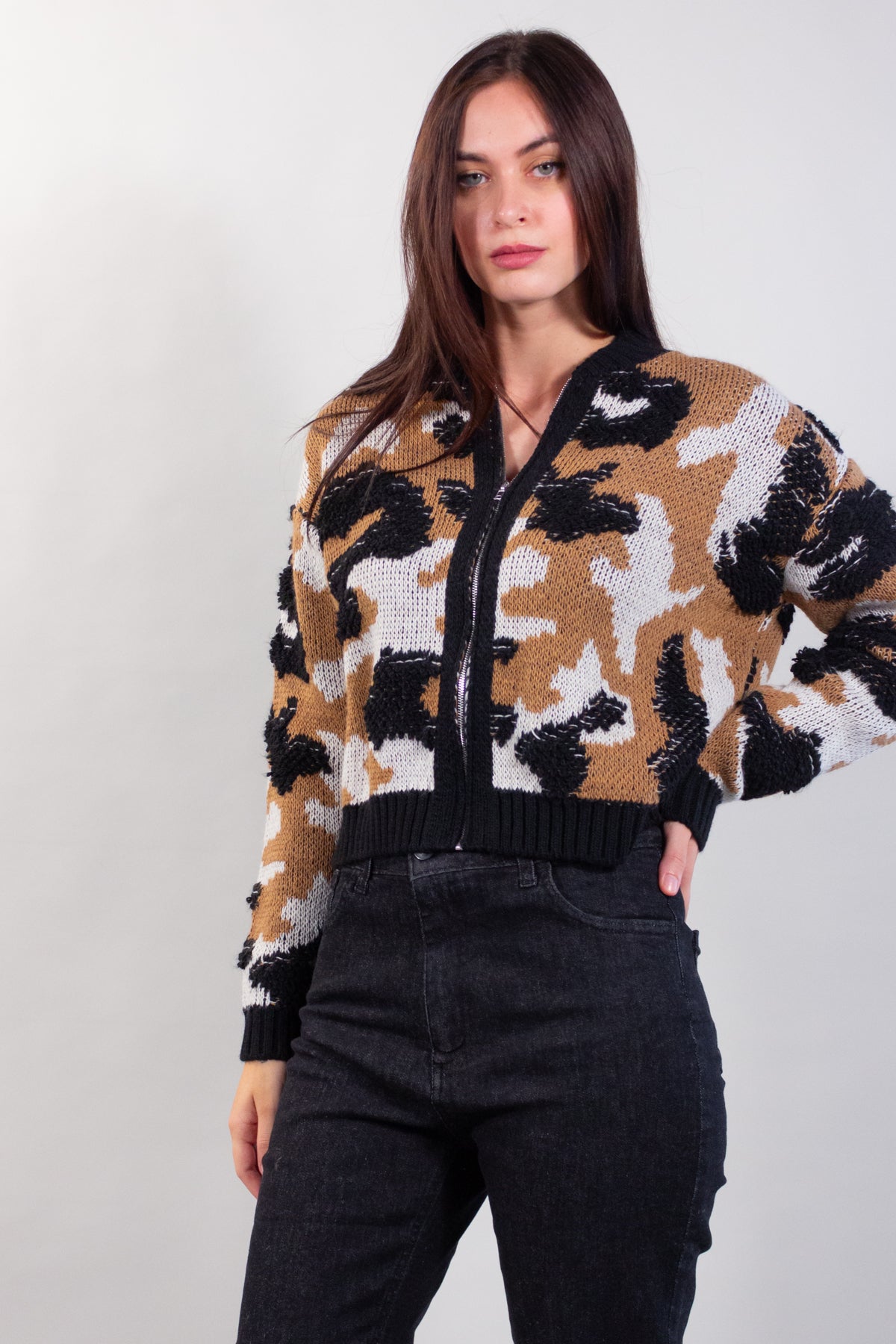 CAMOUFLAGE BOMBER JACKET