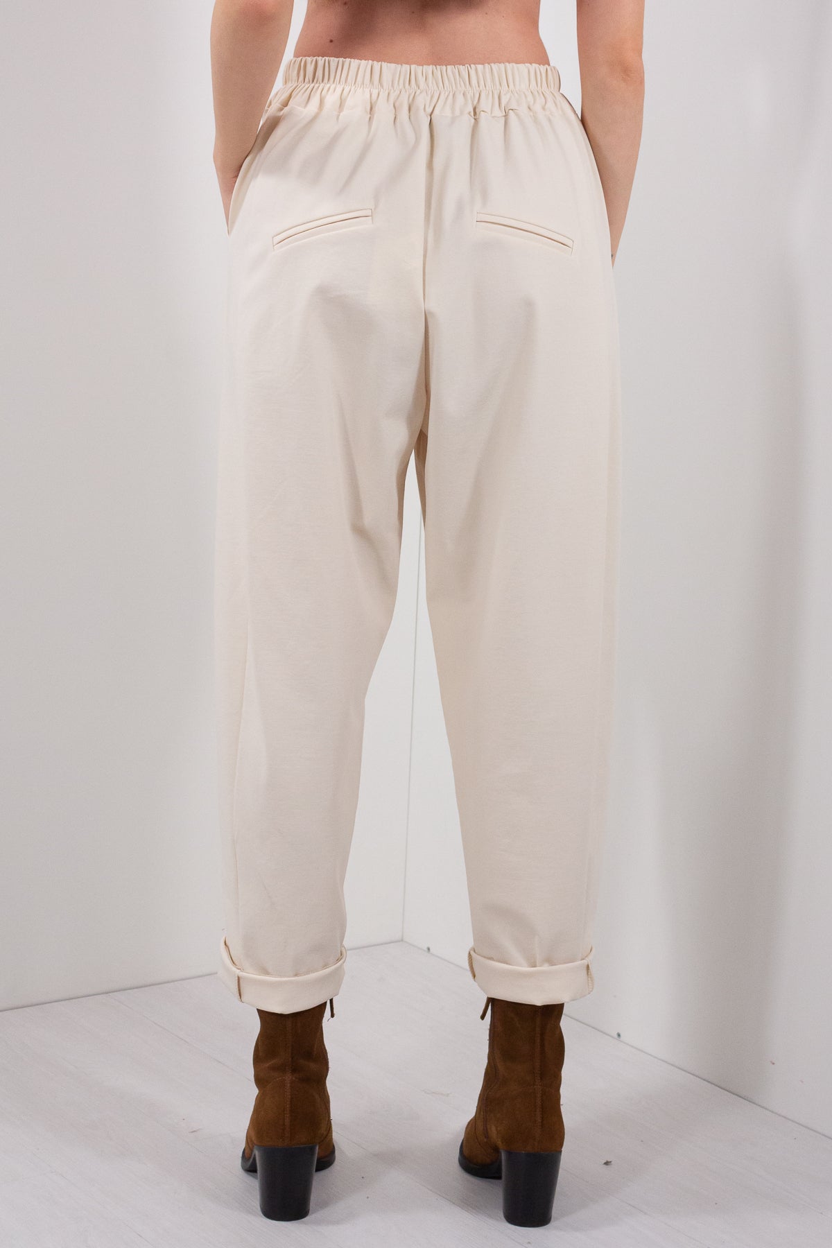 PANTALONE OVETTO PINCES1